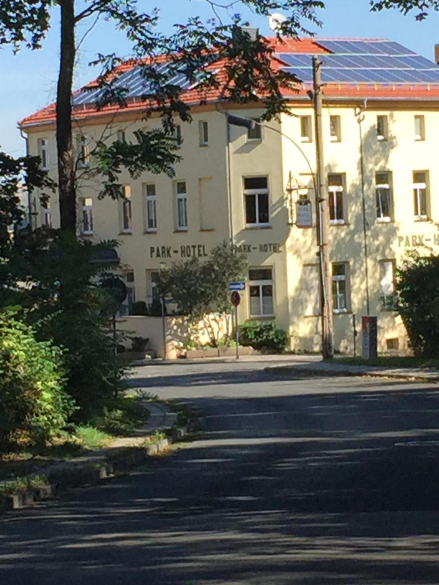 Parkhotel Schnorr 路德斯塔德·艾斯勒本 外观 照片