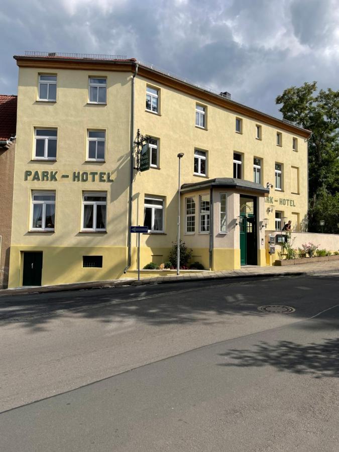 Parkhotel Schnorr 路德斯塔德·艾斯勒本 外观 照片